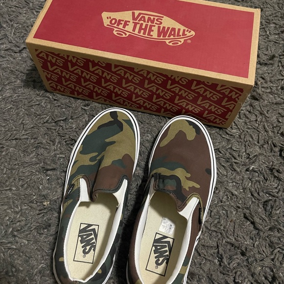 Camo vans NEW - Picture 6 of 6